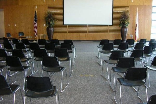 Newton/Seale Conference Room (Classroom style)